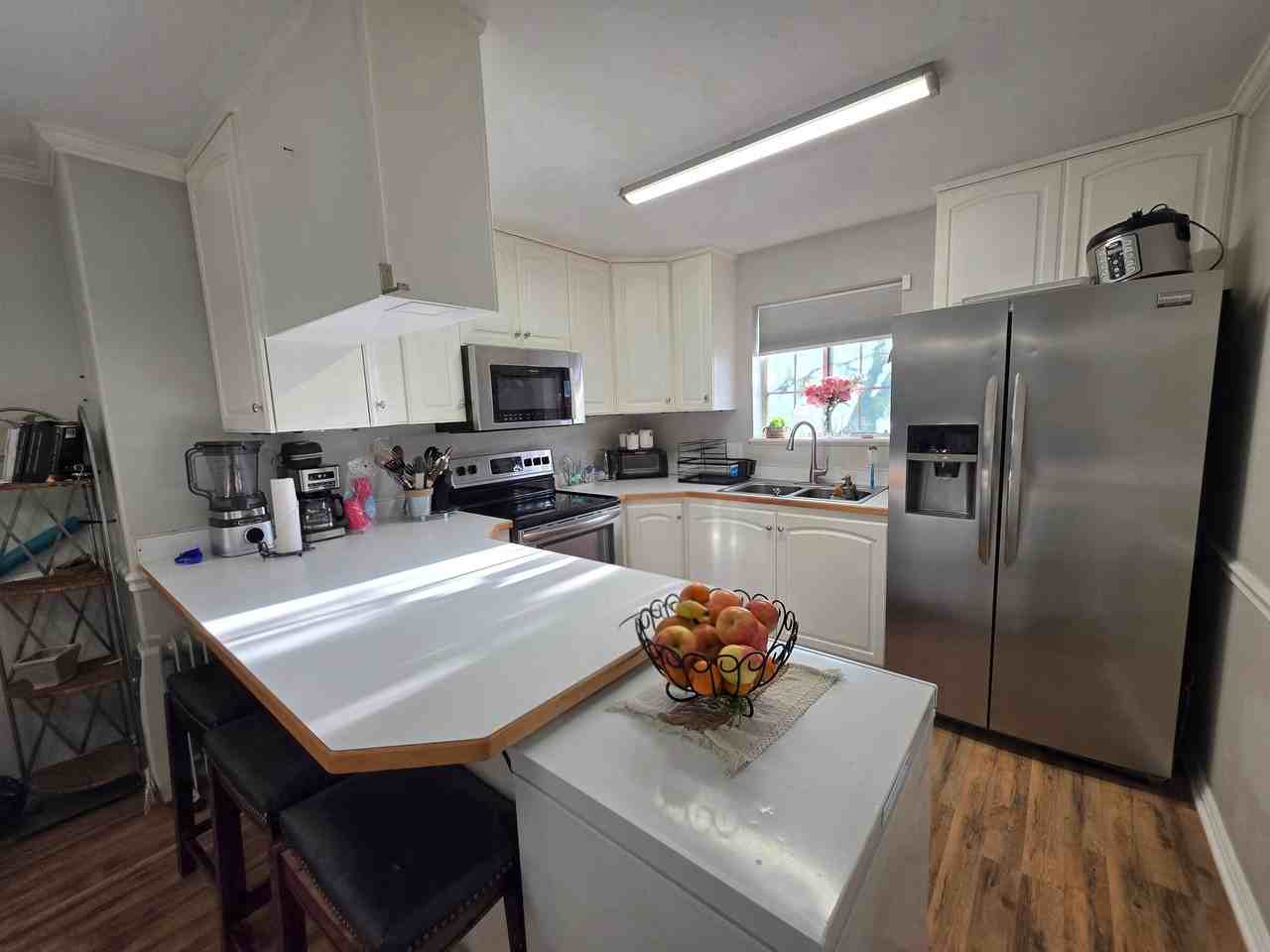 1565 Southeast Street #16 - Photo 5 of 18