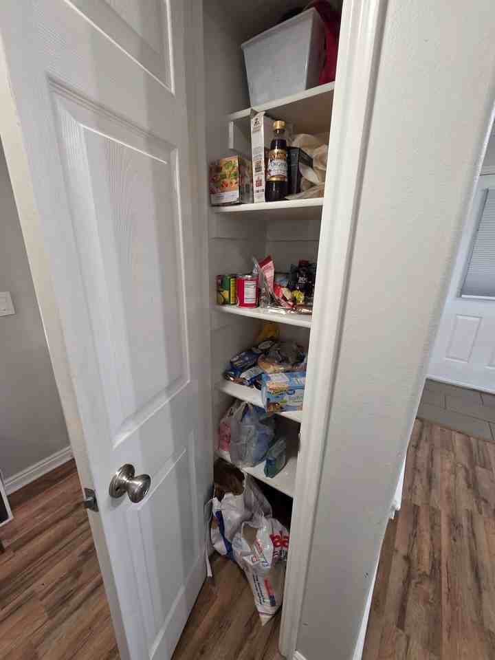 1565 Southeast Street #16 - Photo 7 of 18