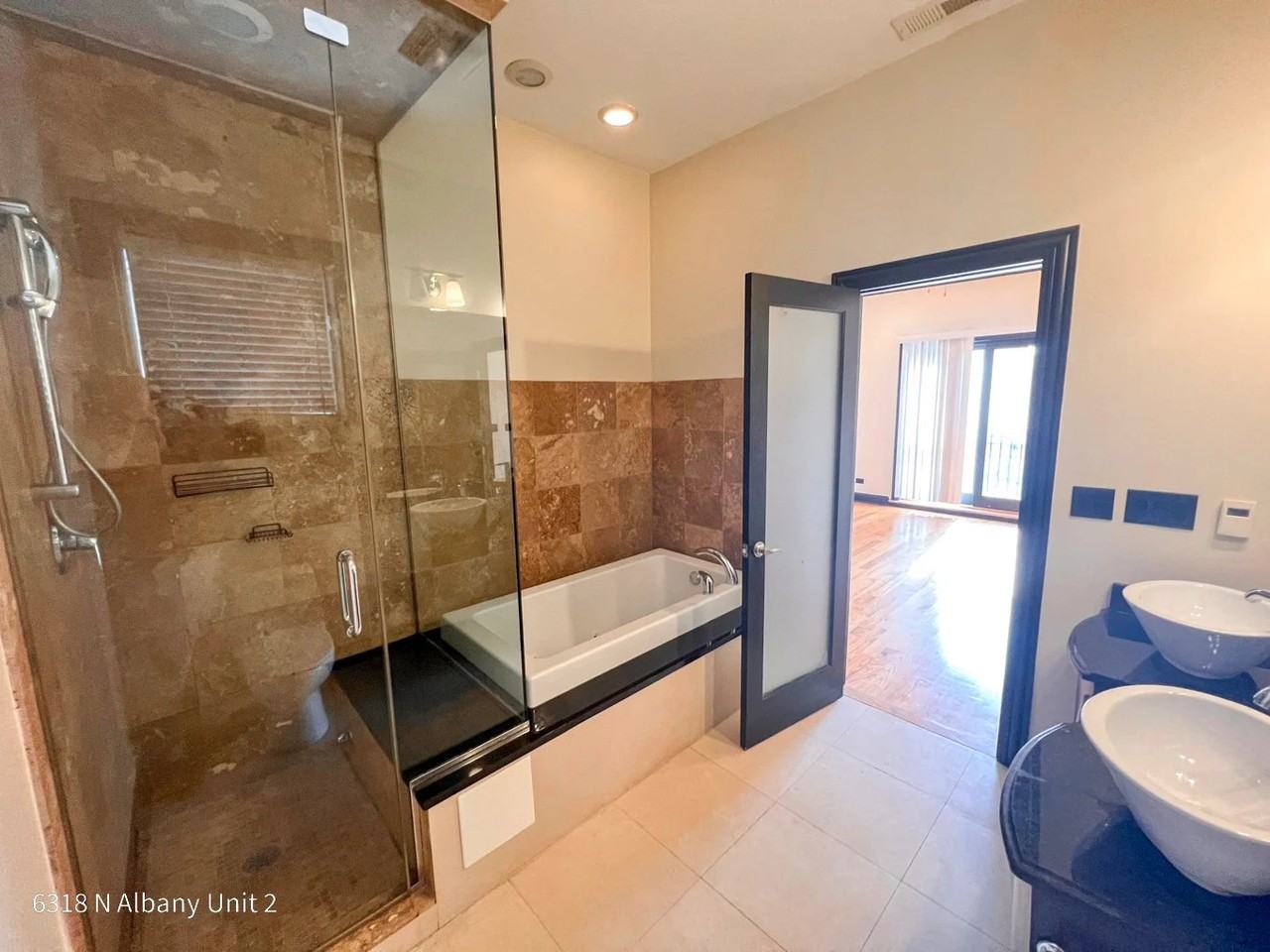 6318 N Albany Ave #3 - Photo 5 of 13
