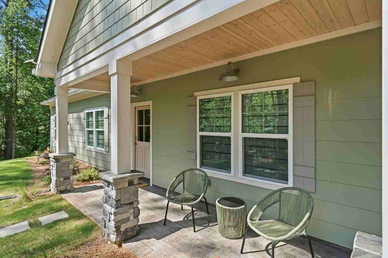 183 Crooked Creek Bay Rd - Photo 2 of 20