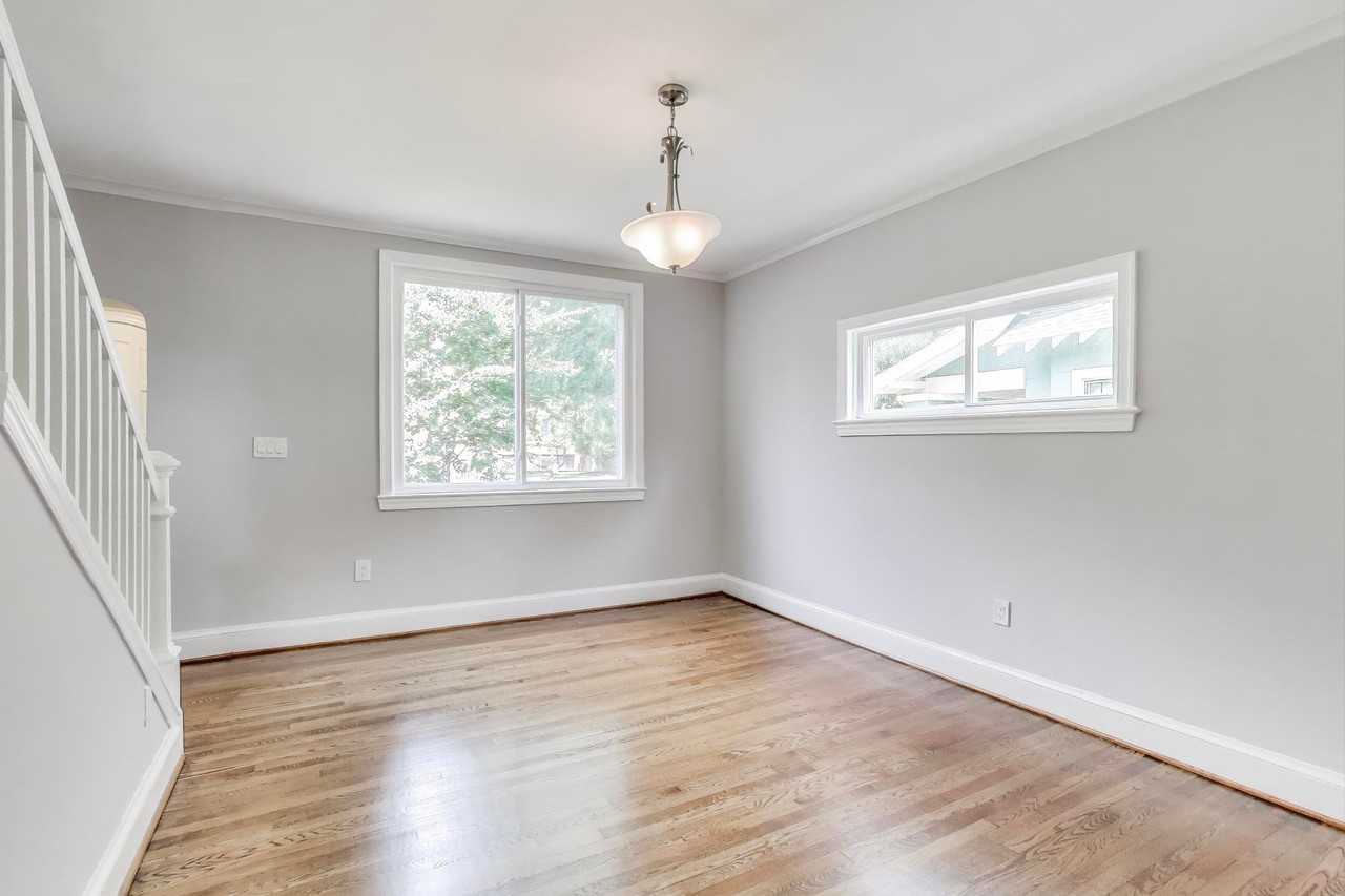 8209 Flower Ave - Photo 6 of 20