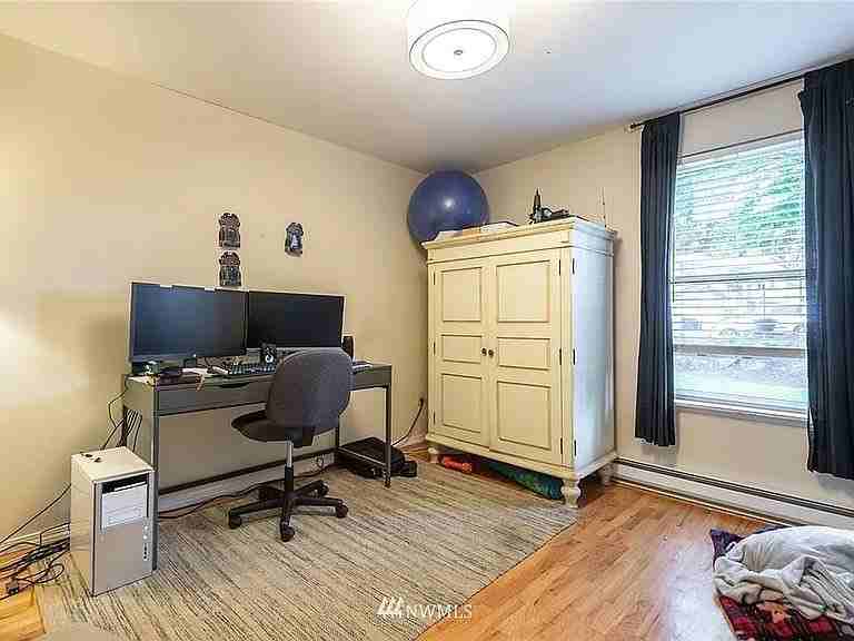 2311 S 284th Pl - Photo 3 of 20