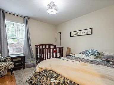 2311 S 284th Pl - Photo 4 of 20