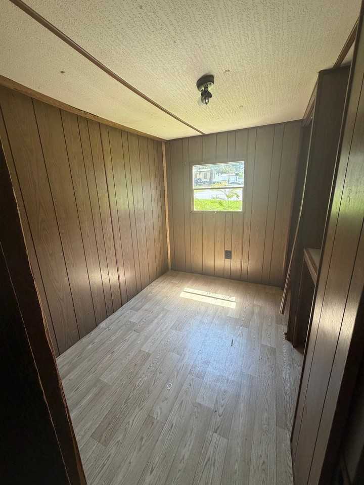 55 Rosehill Dr #L14 - Photo 7 of 12