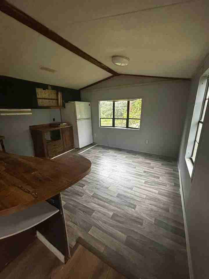 462 Trice Rd - Photo 2 of 5