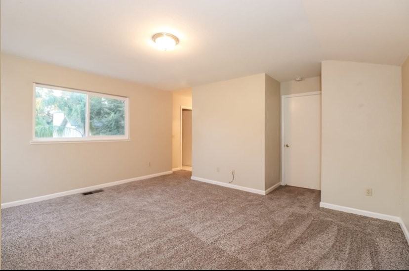 6904 Manor Crest Ln - Photo 2 of 8