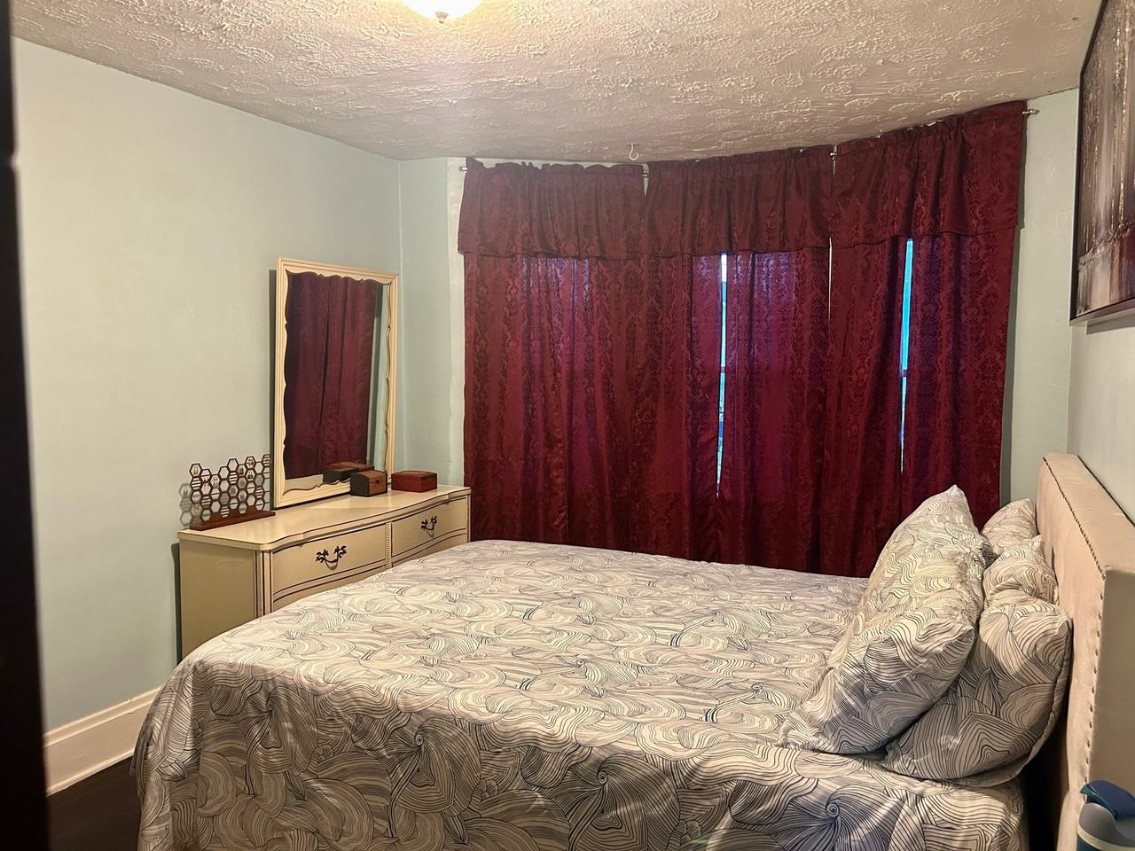 333 E Morrill Ave - Photo 7 of 10