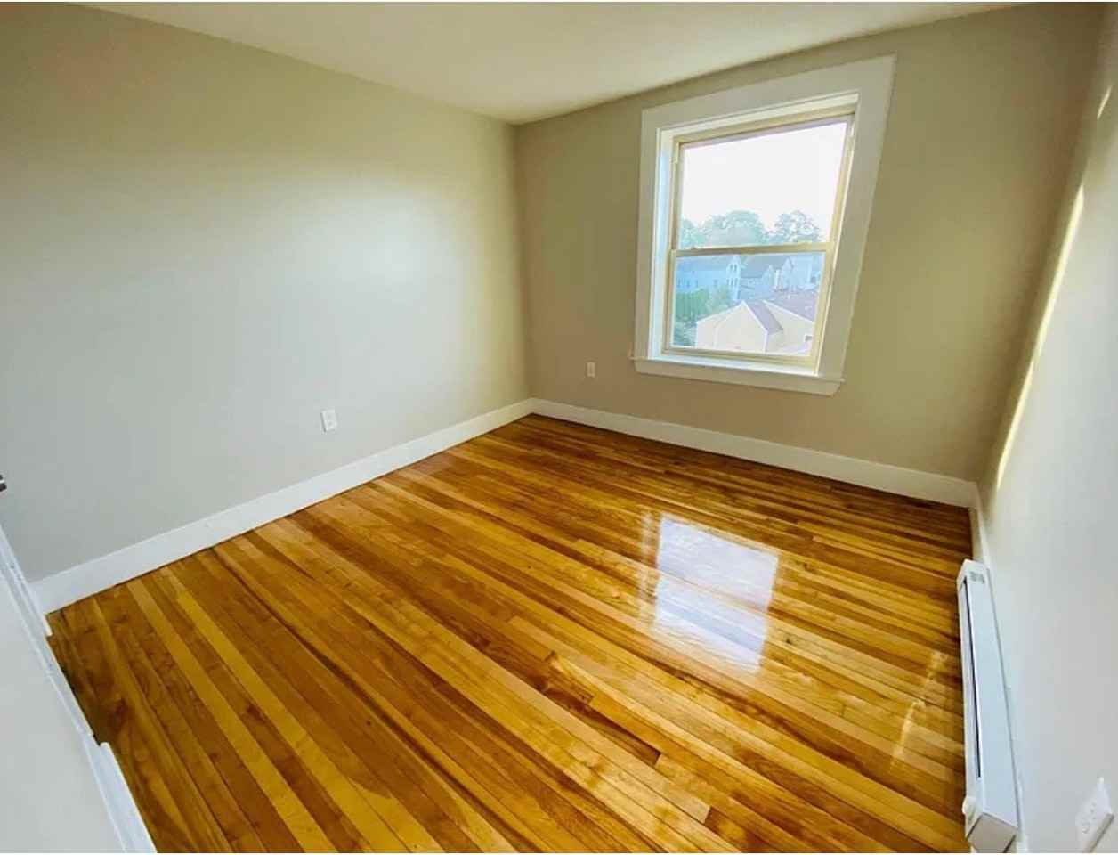 272 Pleasant St #11 - Photo 6 of 10