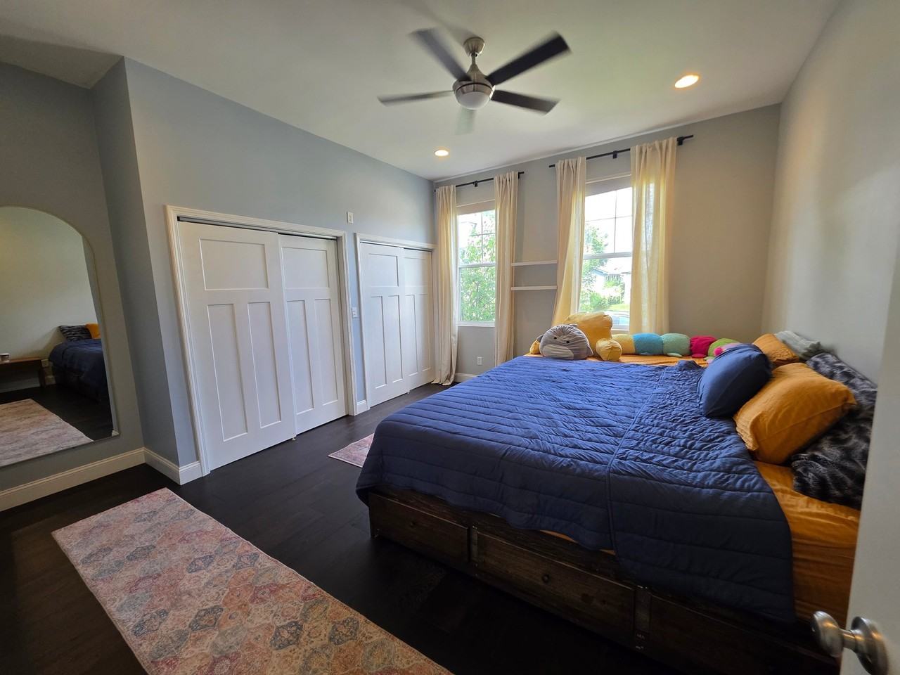 1639 Woodlawn Ave - Photo 4 of 16