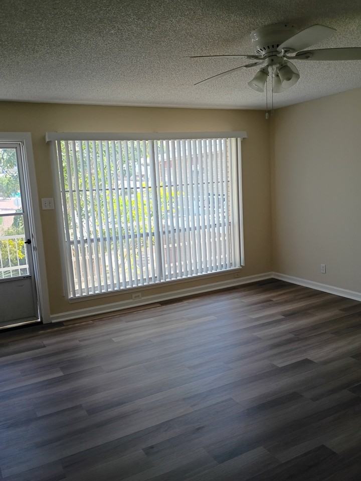 4175 Krupp Dr #17 - Photo 3 of 6