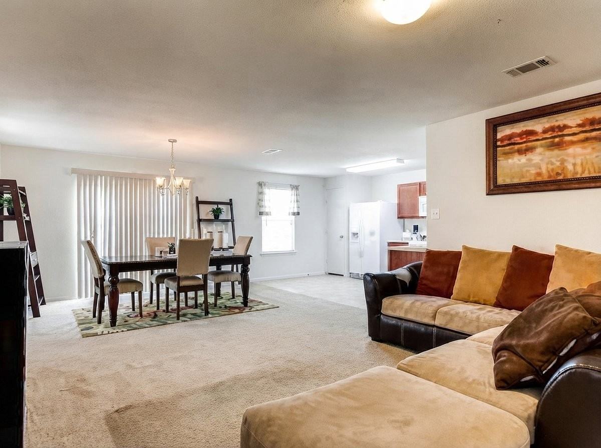 2205 Sims Dr - Photo 2 of 11