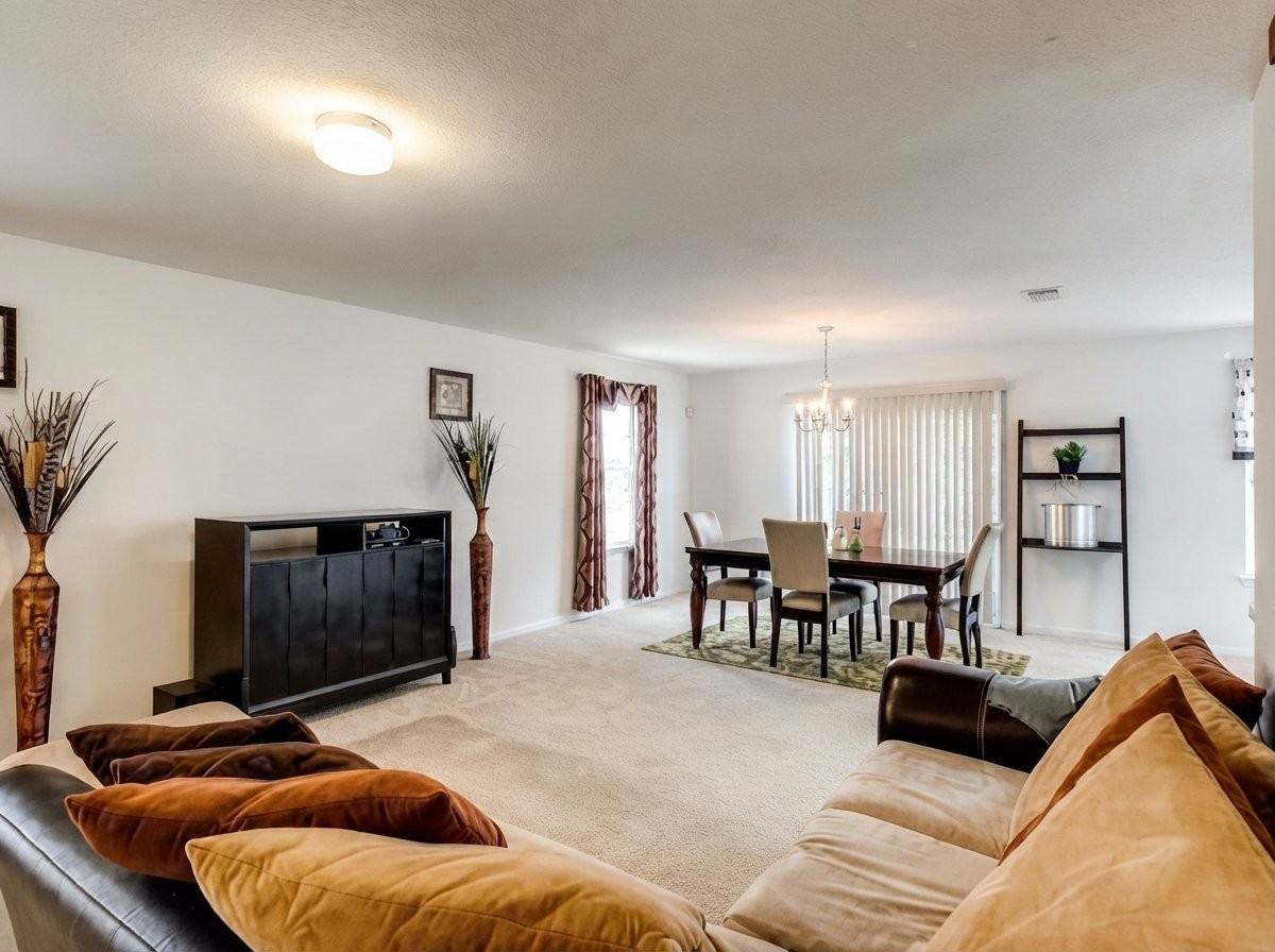 2205 Sims Dr - Photo 3 of 11