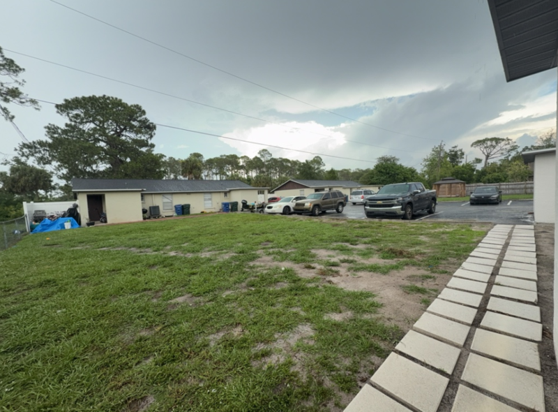 7059 Brentford Rd - Photo 6 of 28