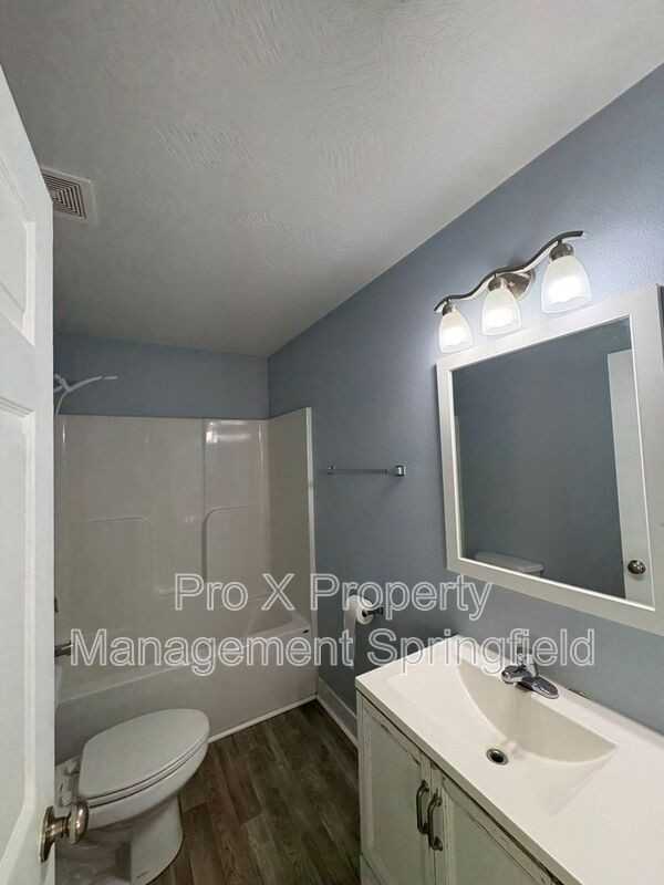 3220 N Howard Ave - Photo 5 of 13