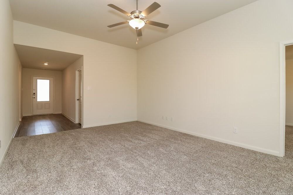 9620 Sierra Grande Dr - Photo 3 of 16