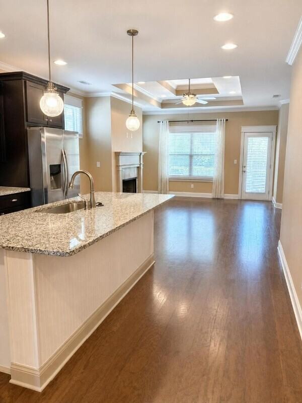 8242 Roy Ln - Photo 5 of 18