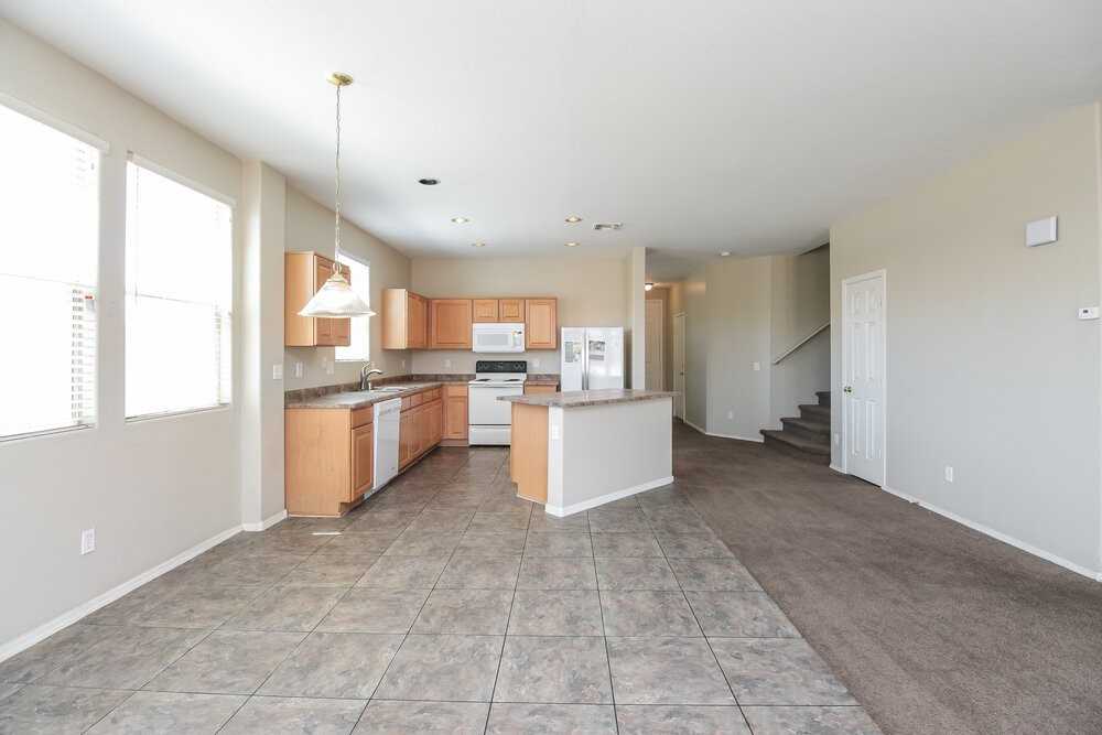 6833 S 30th Ln - Photo 5 of 15