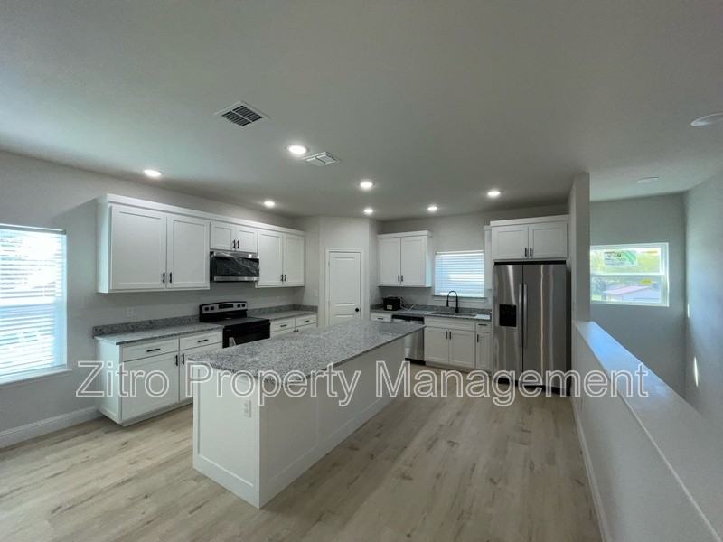 4443 Wayside Ave - Photo 5 of 18