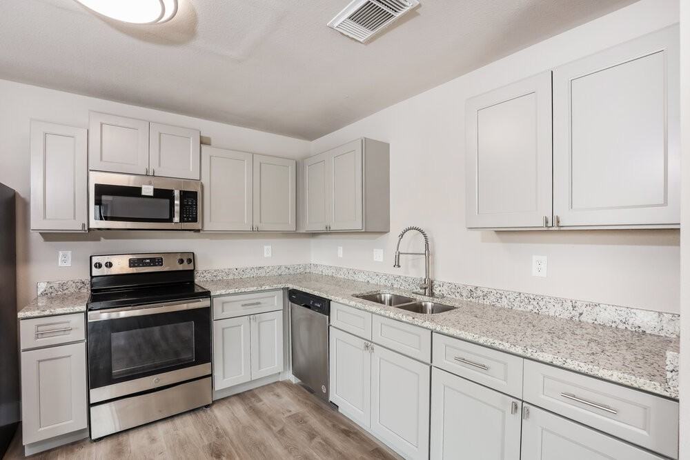 8042 Swindow Cir - Photo 5 of 11