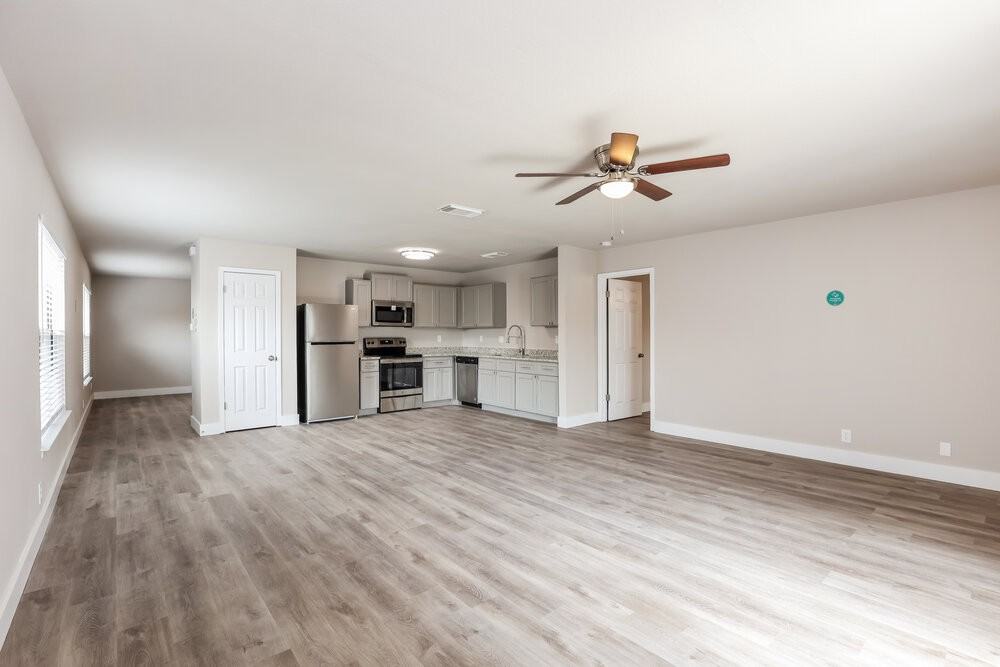 8042 Swindow Cir - Photo 6 of 11
