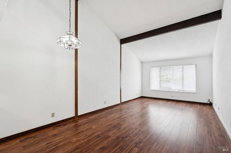 2678 Michelle Ct - Photo 4 of 15