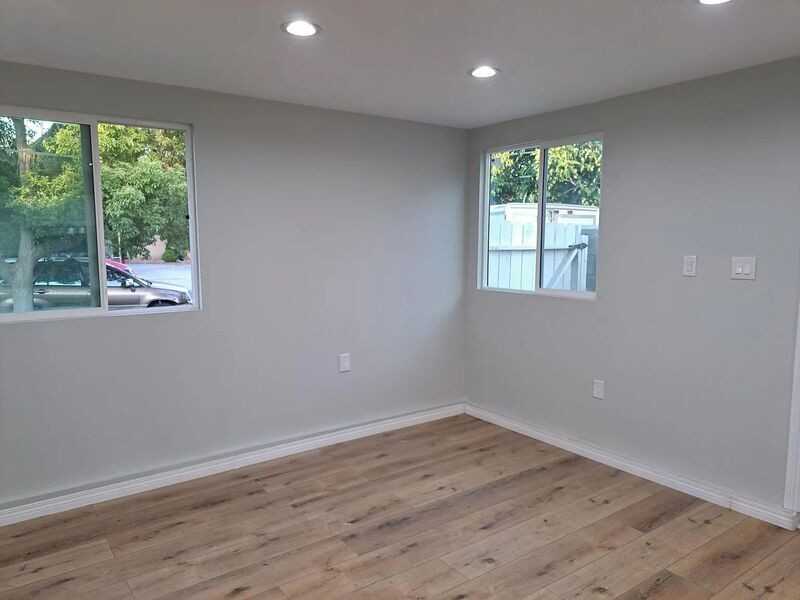 6657 Zelzah Ave - Photo 3 of 10