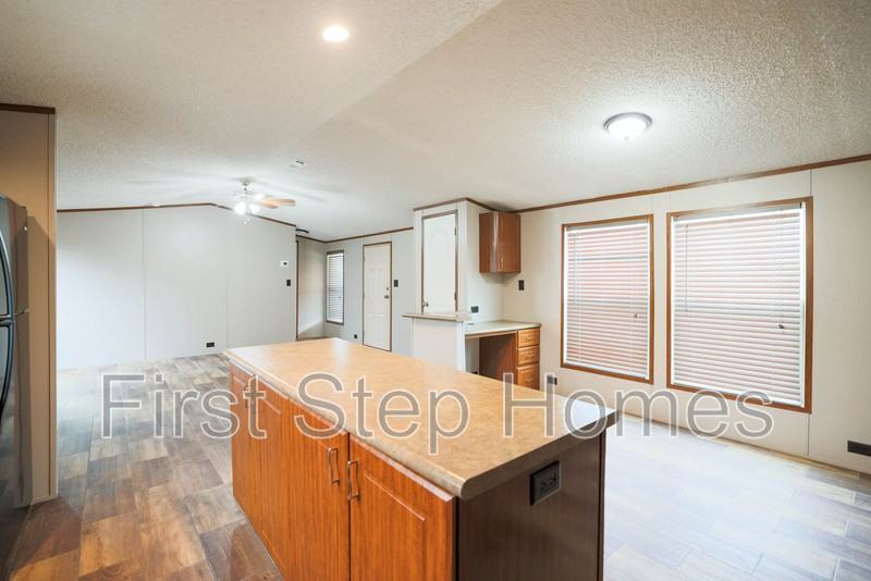 1210 Orizaba - Photo 6 of 22
