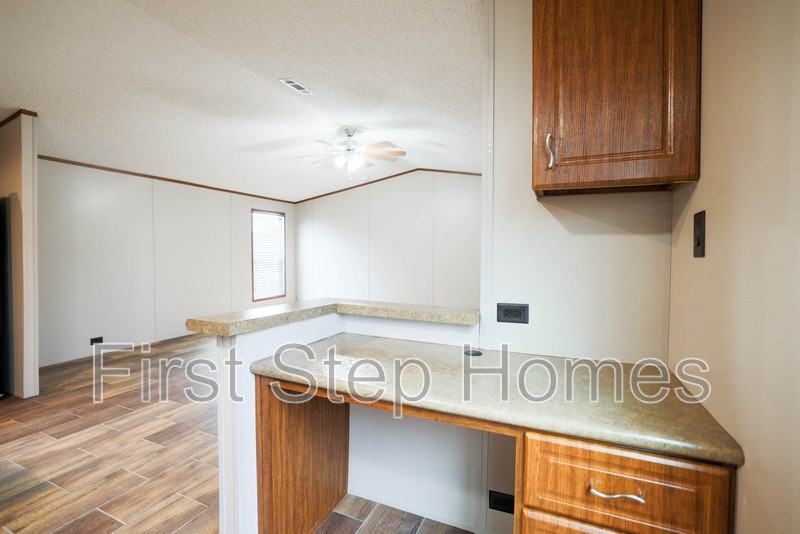 1210 Orizaba - Photo 7 of 22