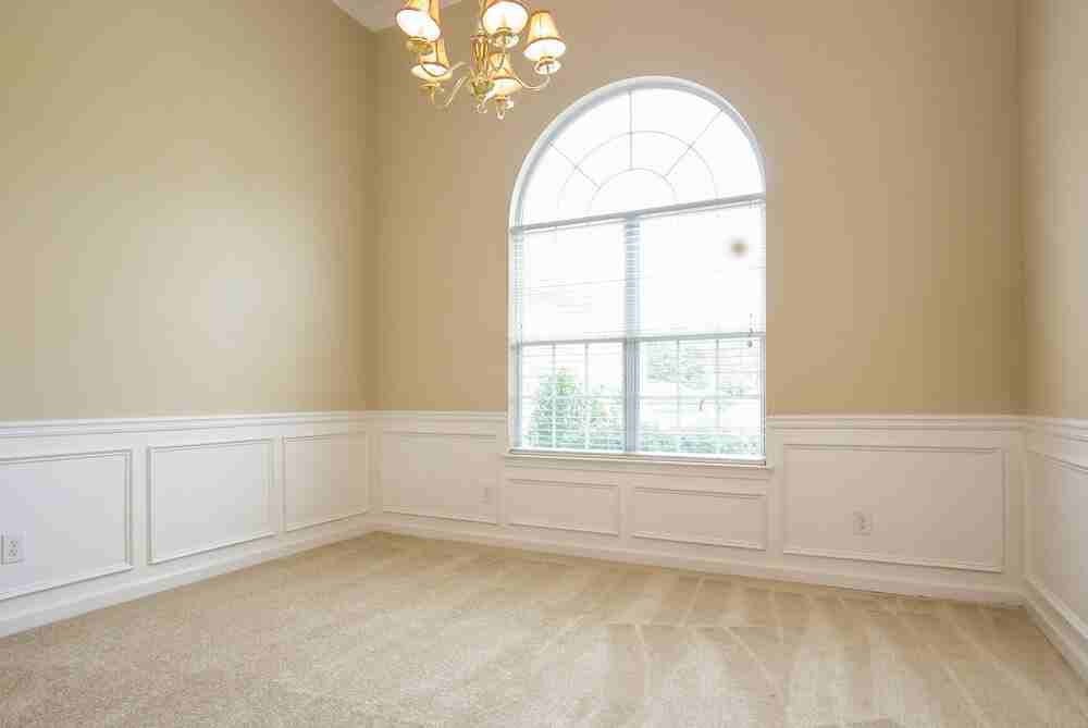 2404 Napa Valley Dr - Photo 4 of 15
