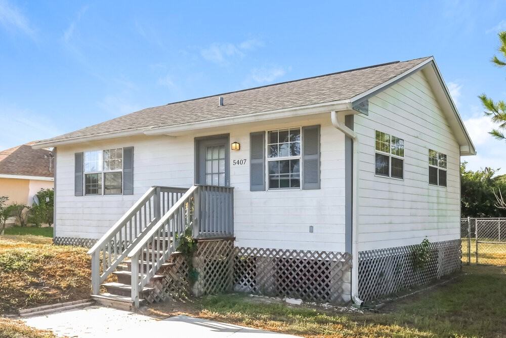 5407 3rd St W - Photo 3 of 16