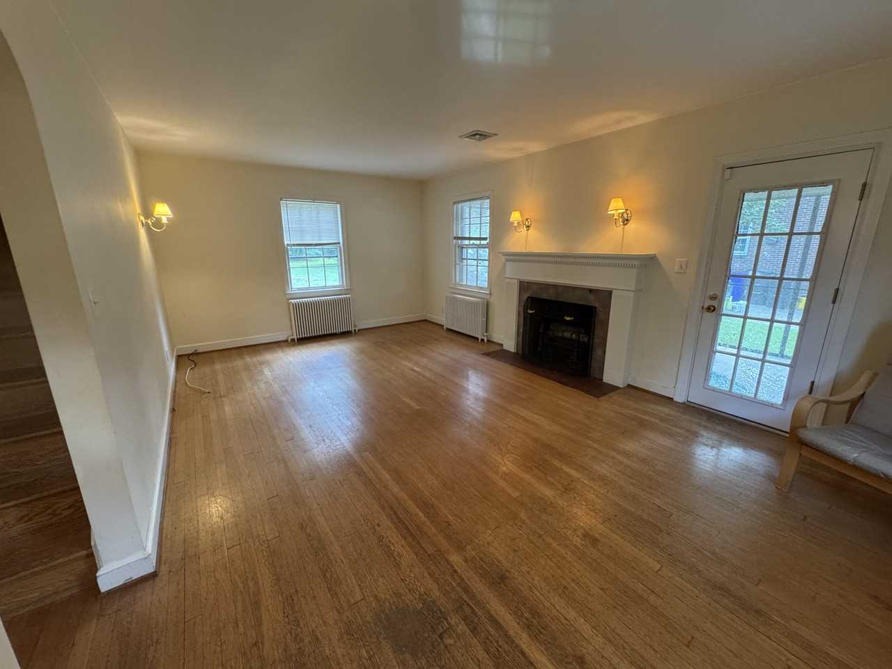 435 N Monroe St #NA - Photo 3 of 18