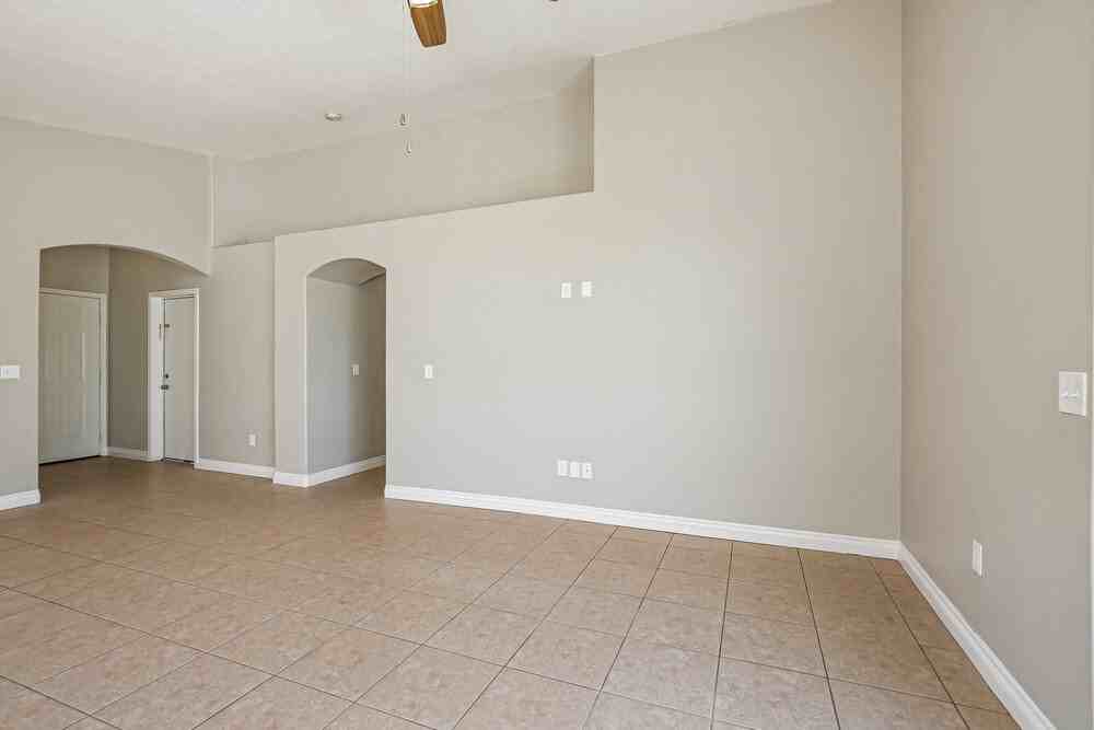 1536 Knoll Heights Ct - Photo 4 of 16