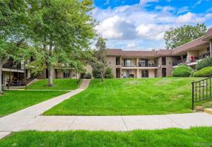 4593 S Lowell Blvd - Photo 1 of 1
