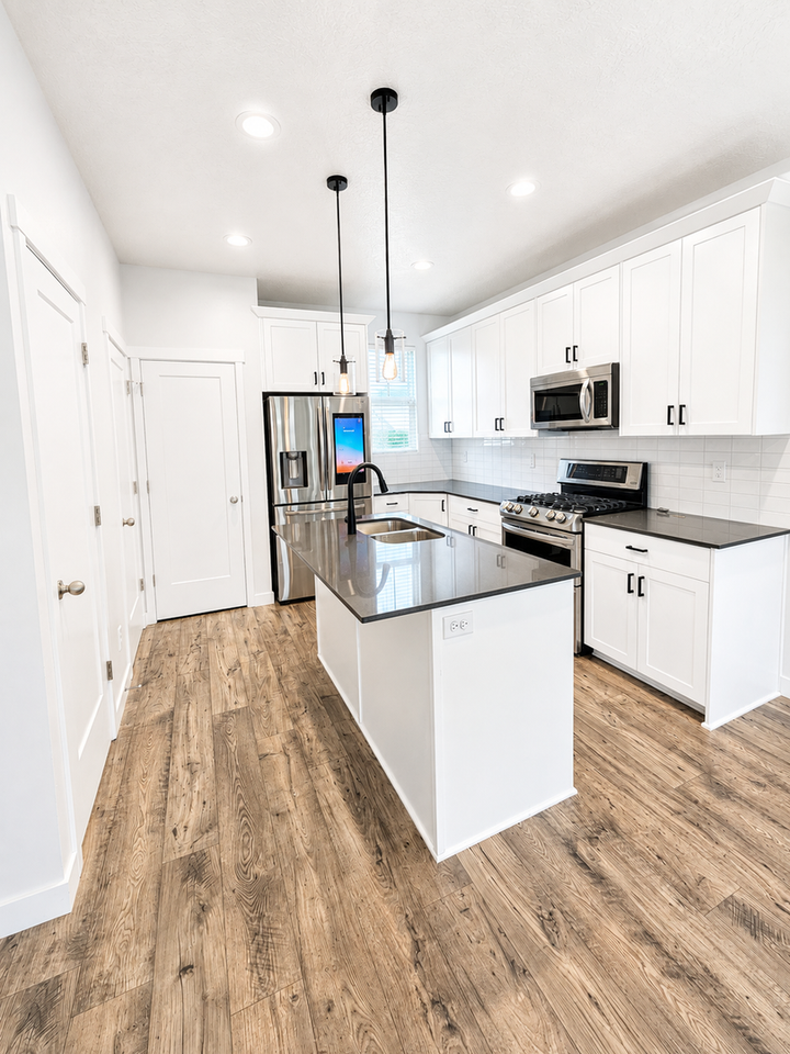 10743 S Porcini Dr - Photo 3 of 27