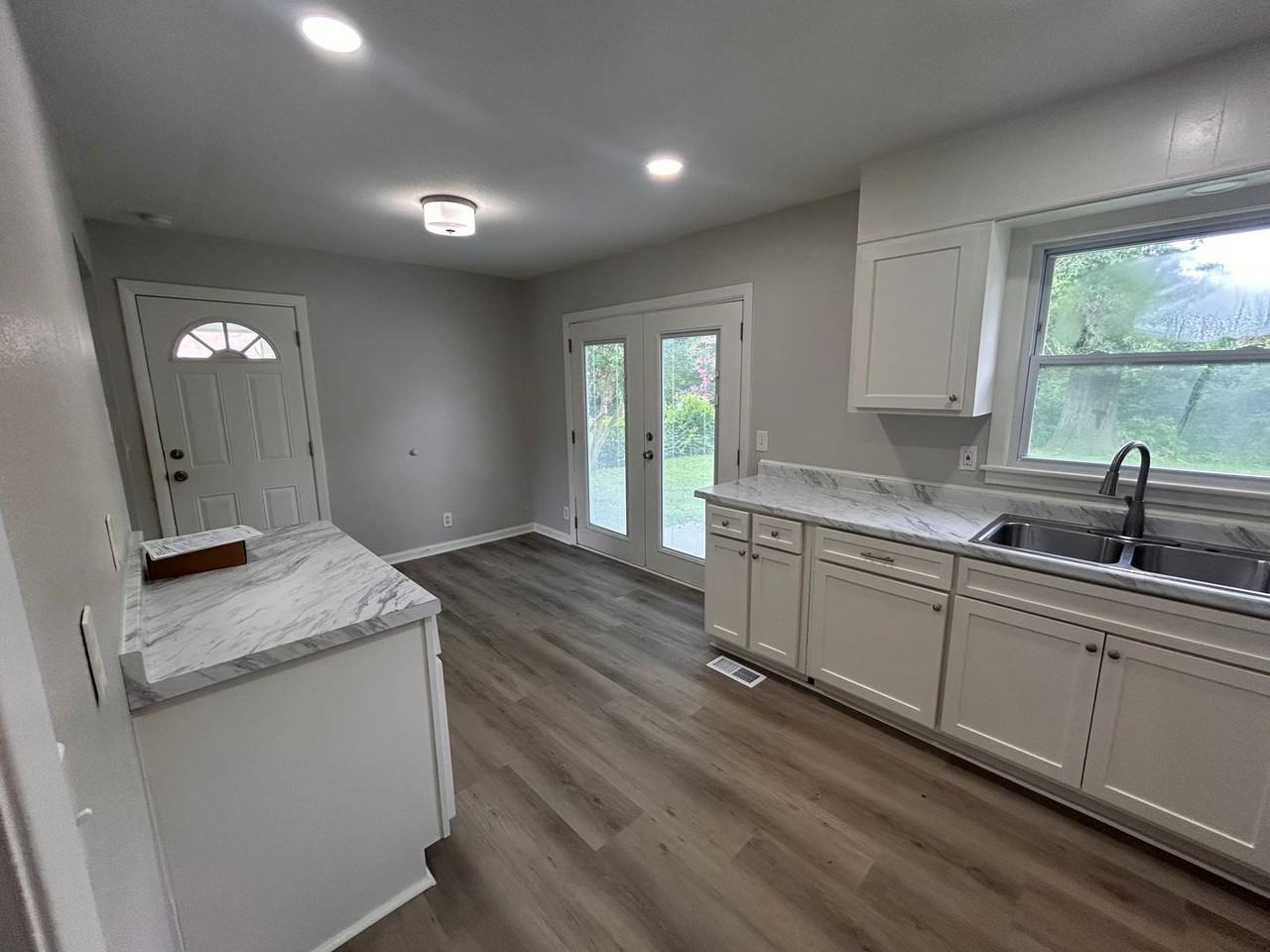 4402 Kiger St Sw - Photo 6 of 12