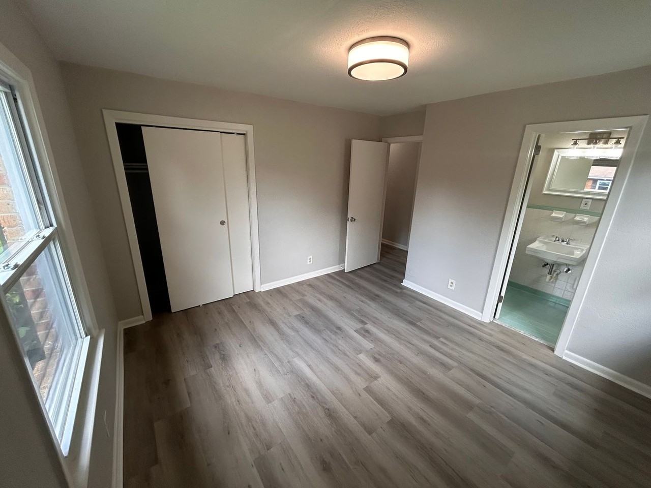 4402 Kiger St Sw - Photo 7 of 12