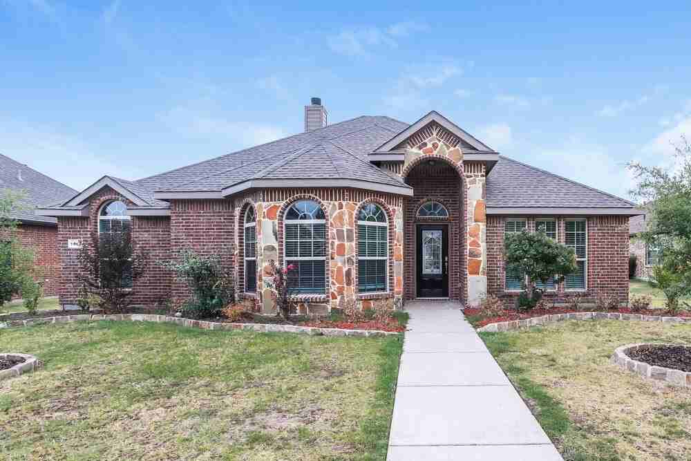 1612 Woodlawn Ave