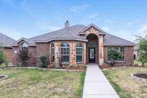 featured image of 1612 Woodlawn Ave