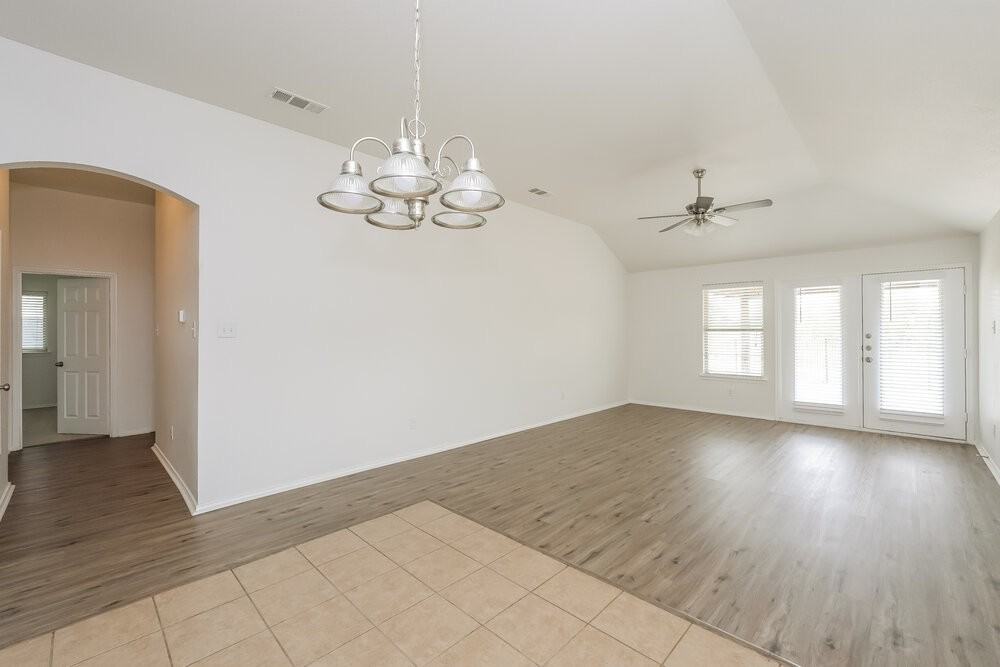 16301 Severn Ln - Photo 6 of 16
