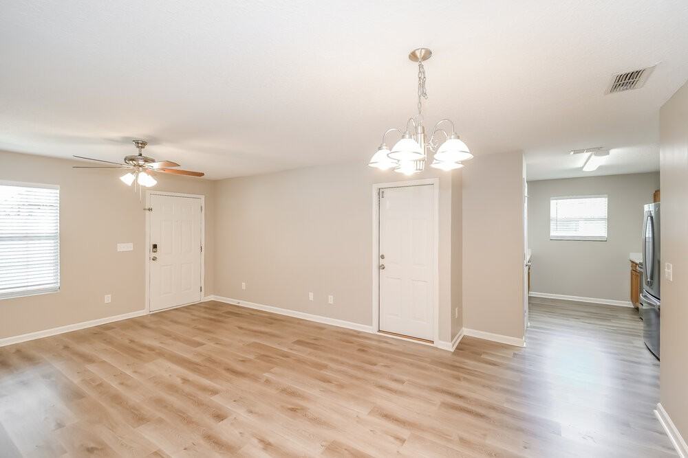 1233 Homard Pl - Photo 7 of 16