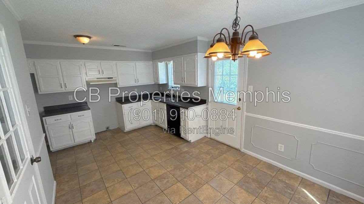 6428 Valleydale Dr - Photo 6 of 10
