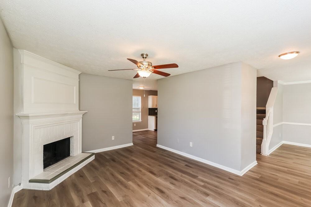 1078 Winterbrook Way - Photo 4 of 17