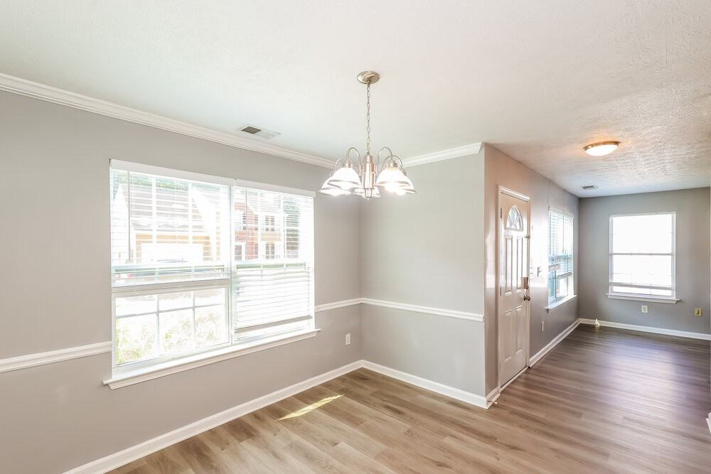 1078 Winterbrook Way - Photo 7 of 17