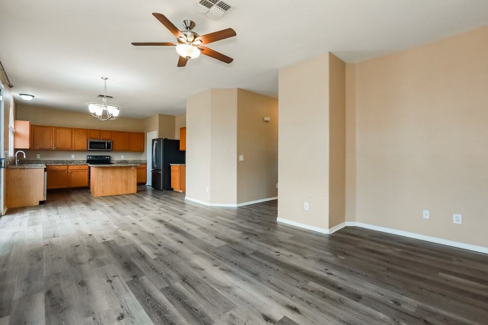 40549 N Brumana St - Photo 5 of 17