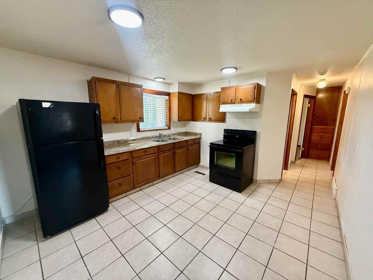5002 S Iowa Ave - Photo 6 of 29
