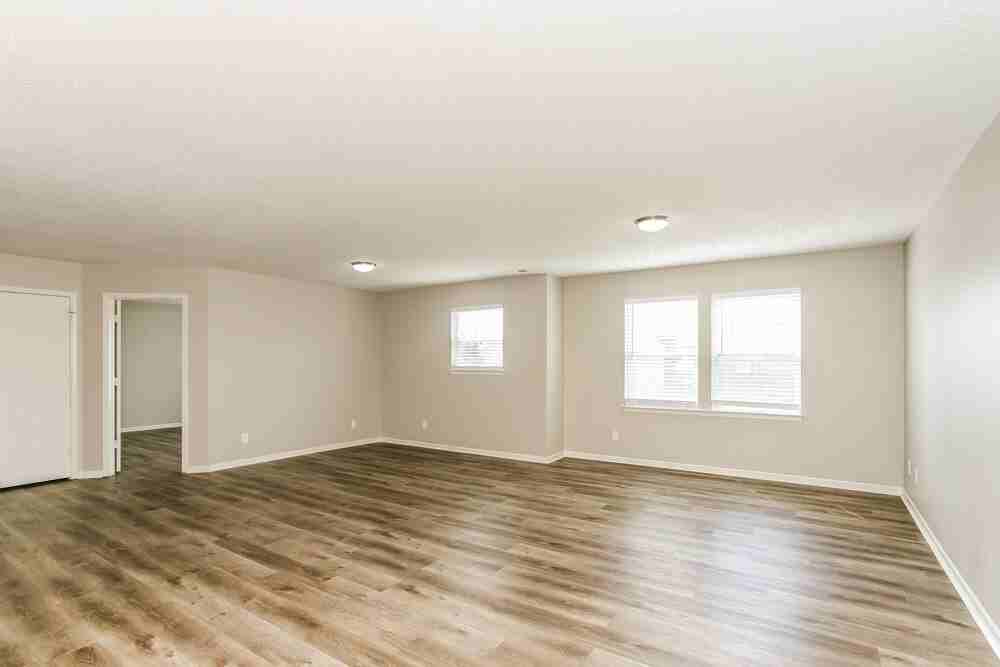 5739 N Jefferson Dr - Photo 6 of 17