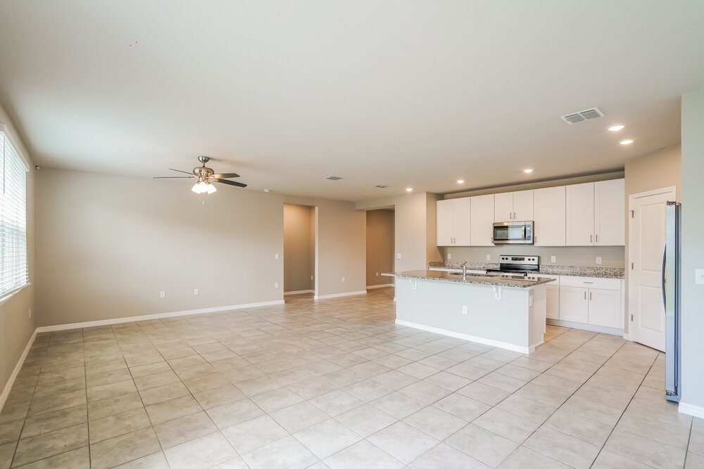 1026 Oak Valley Dr - Photo 4 of 16