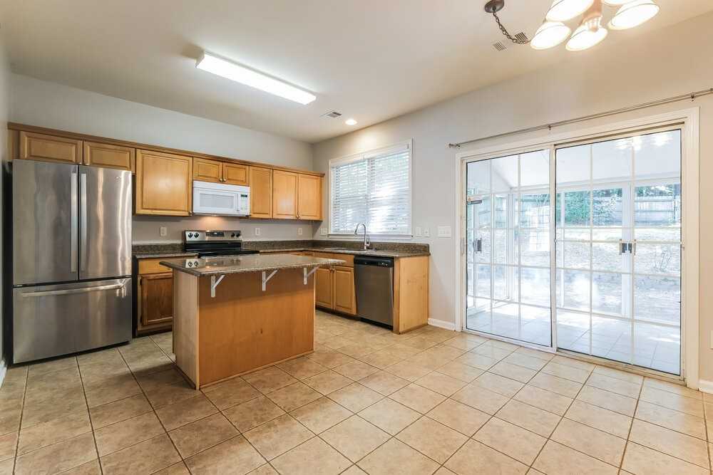 6365 Whirlaway Dr - Photo 7 of 17