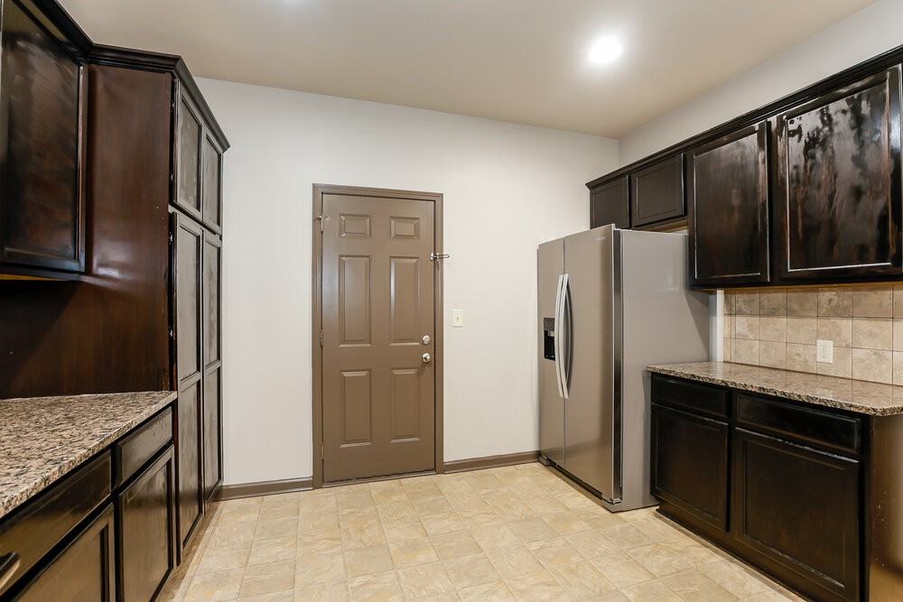 631 Sweet Ashley Way - Photo 7 of 17