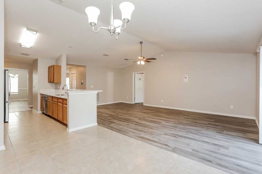 11305 Silver Key Dr - Photo 7 of 16